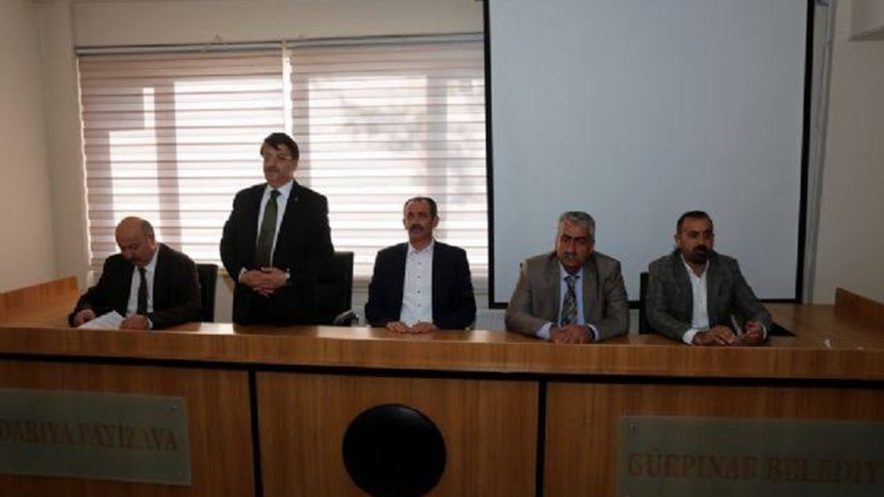 Van'da Kayhan Türkmenoğlu'ndan Gürpınar’a ziyaret