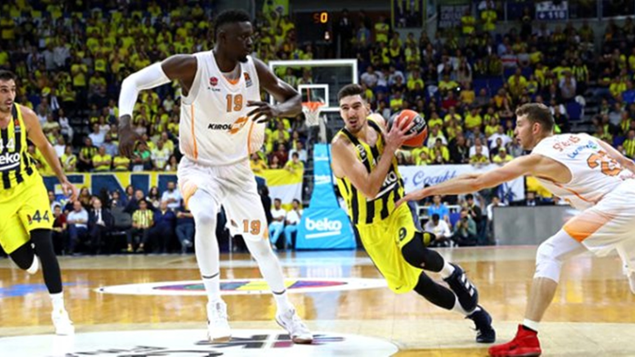 Nando De Colo rekora koştu, Fenerbahçe kazandı!