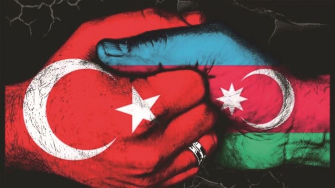 Bağımsızlık günün kutlu olsun can Azerbaycan