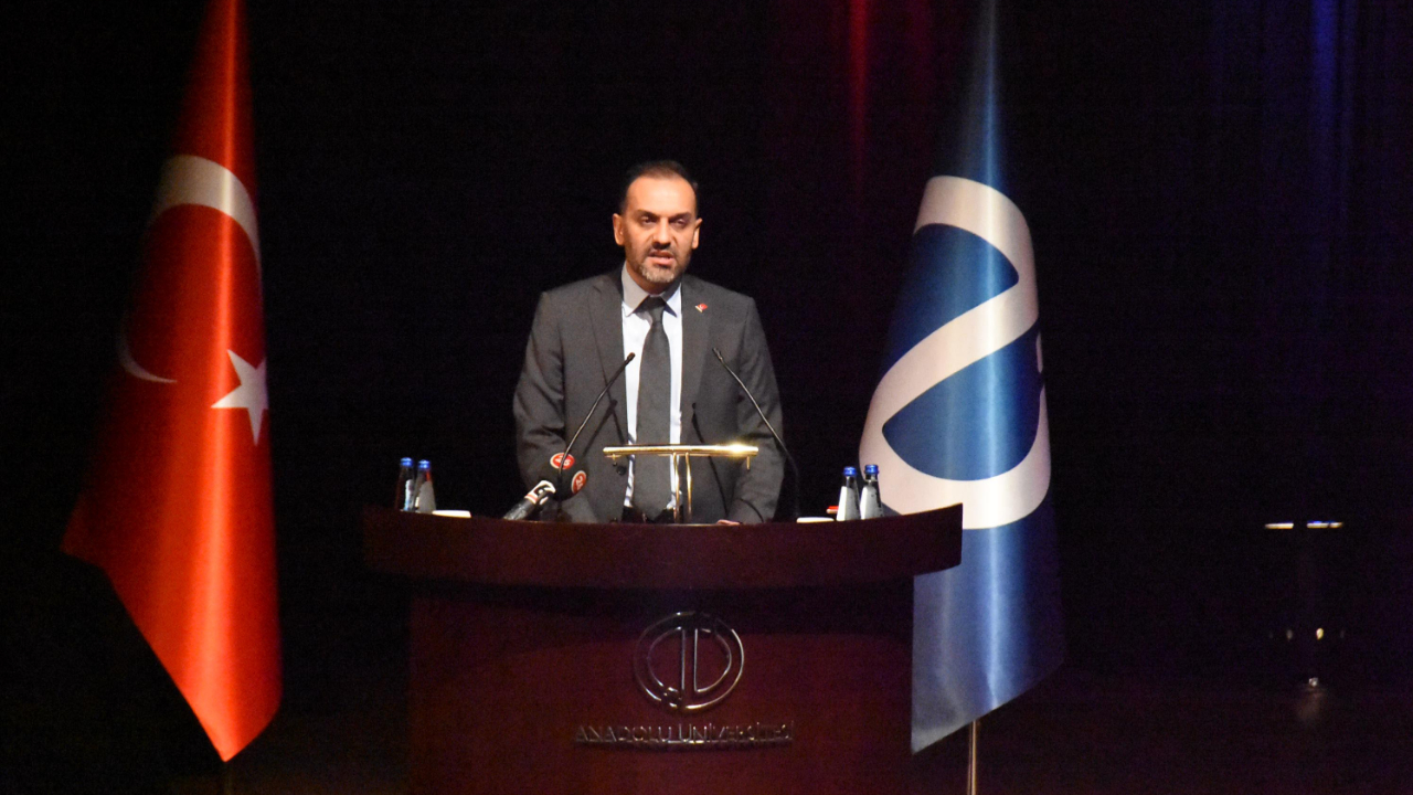 Eskişehir'de DKK Başkanı Yunus Arıncı: 16 yılda üniversitesi sayısı 207’ye ulaştı