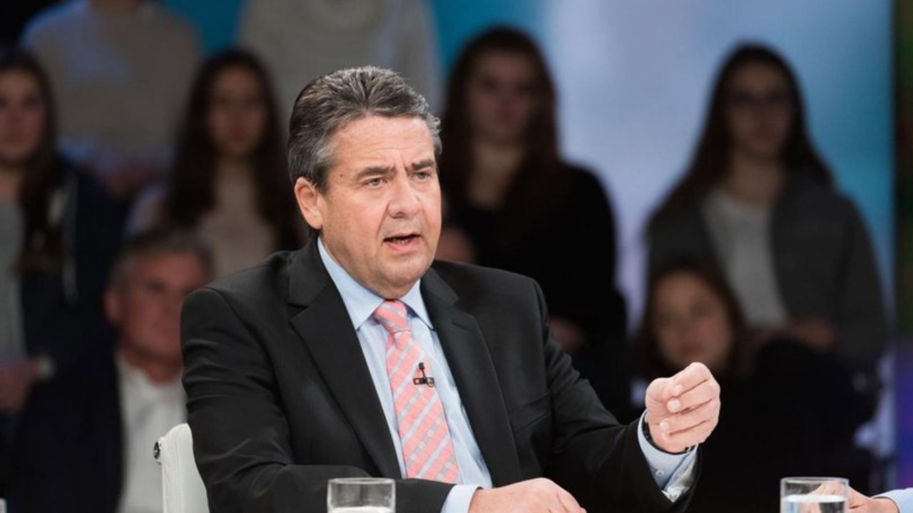 Sigmar Gabriel'den PKK itirafı!