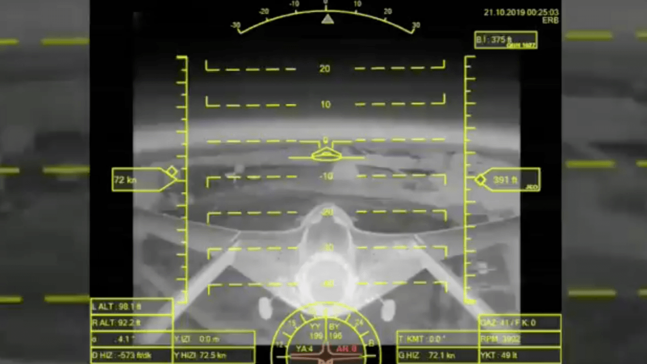 S/İHA eğitmen test pilotu uçuşu böyle görüntülendi