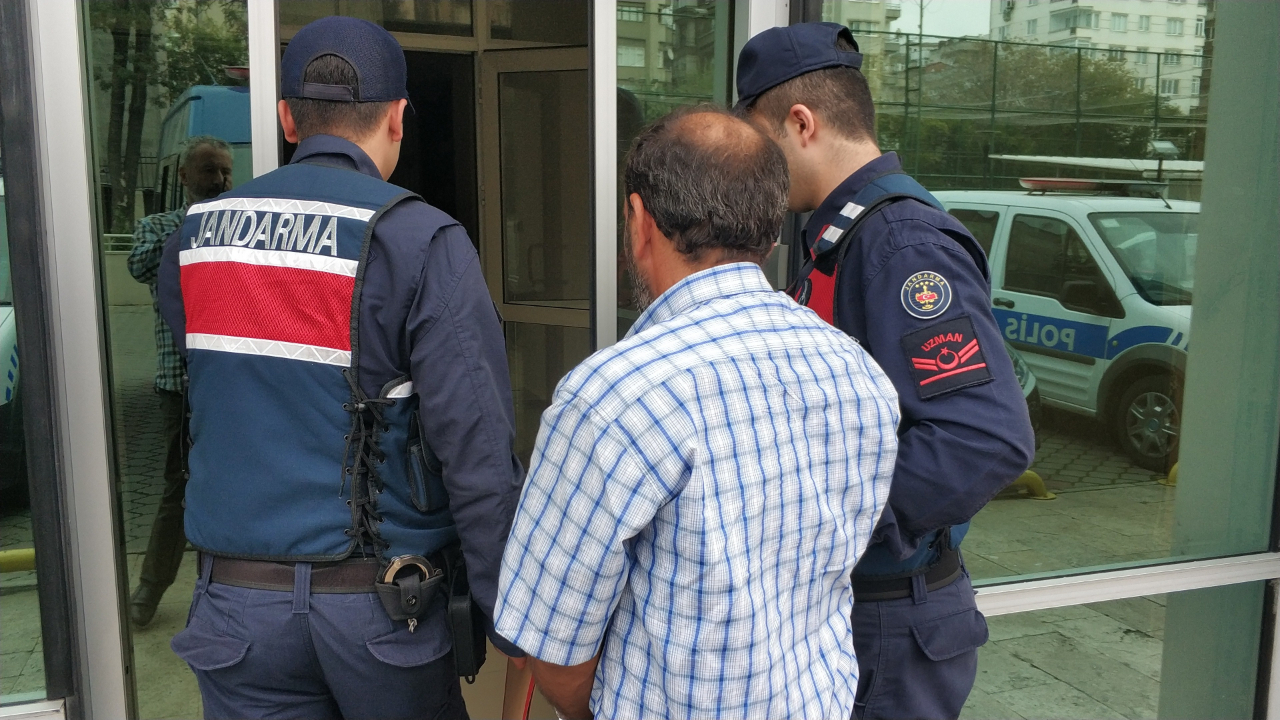 17 yaşındaki gence ahlaksız teklif