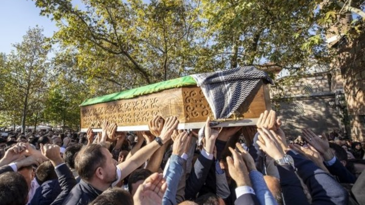 Kudüs şairi Nuri Pakdil'e veda!