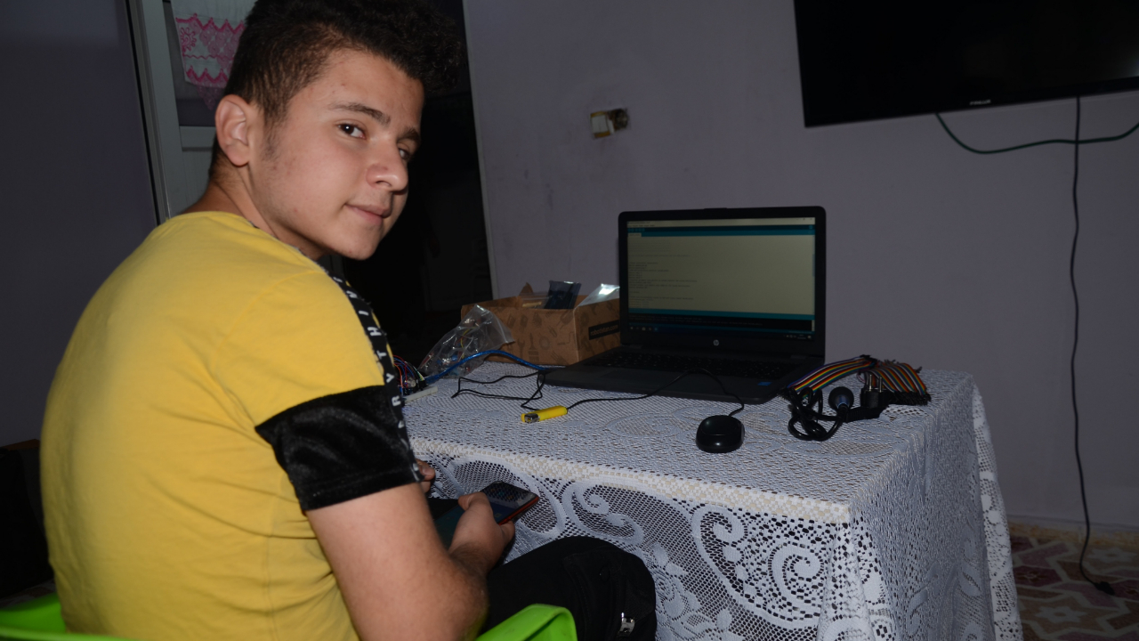 Hediye bilgisayarla gaz kaçağını haber veren sistem geliştirdi!