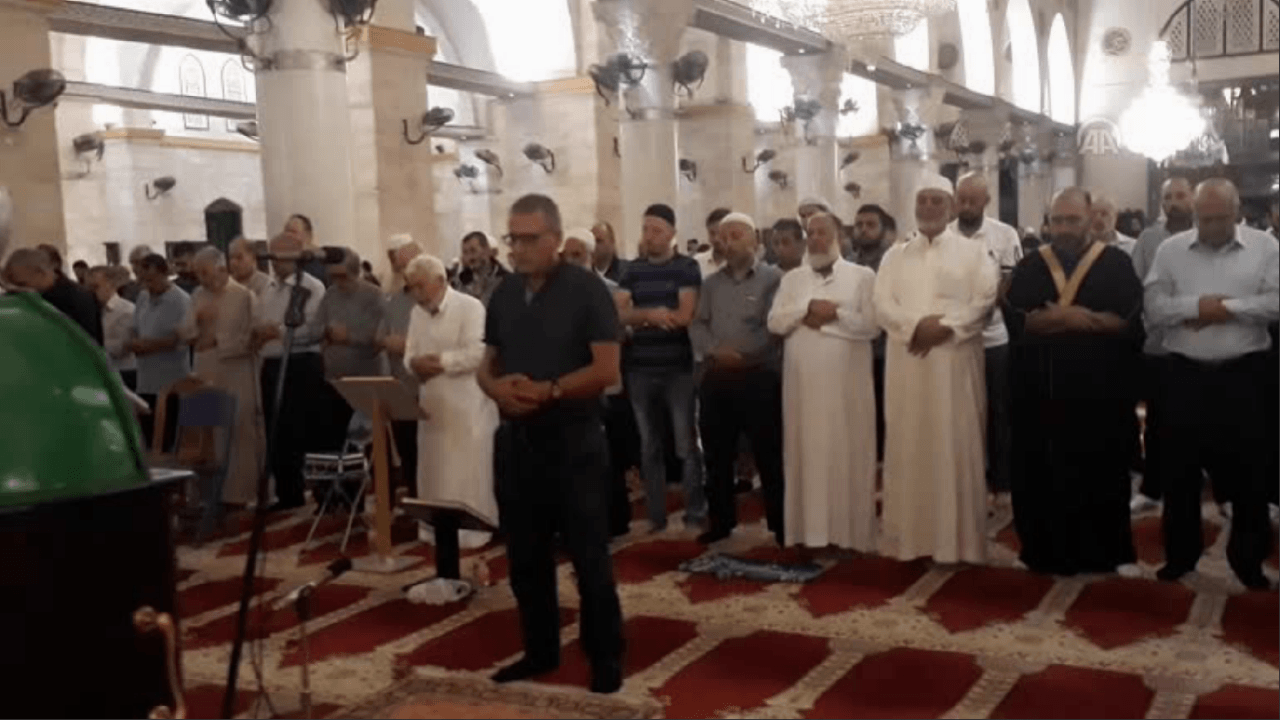 Pakdil için Mescid-i Aksa'da cenaze namazı kılındı