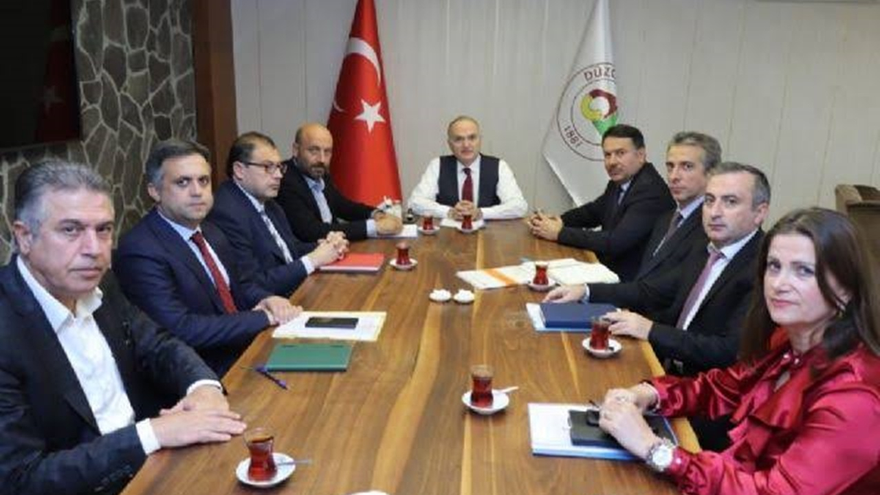 Düzce'de Başkan Faruk Özlü “İstihdam politikalarını birlikte yürüteceğiz”