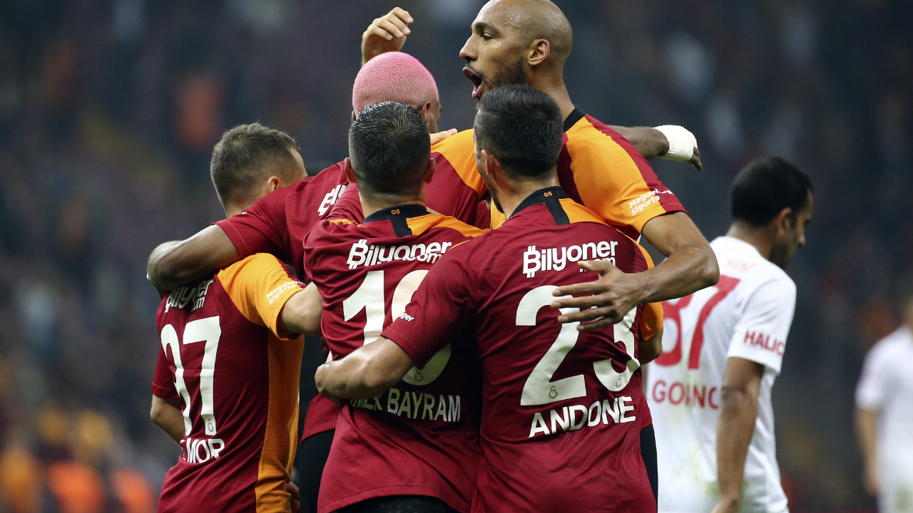 Cimbom evinde dolu dizgin!