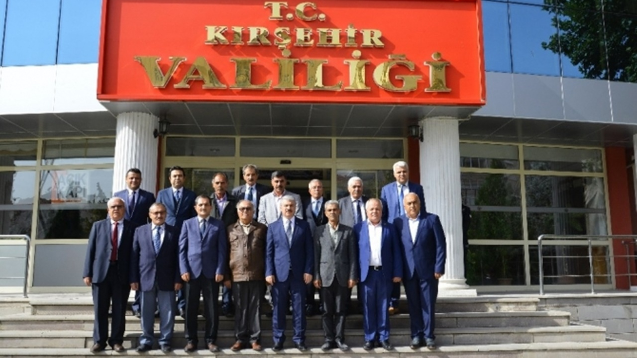 Kırşehir'de Vali İbrahim Akın, muhtarları ağırladı