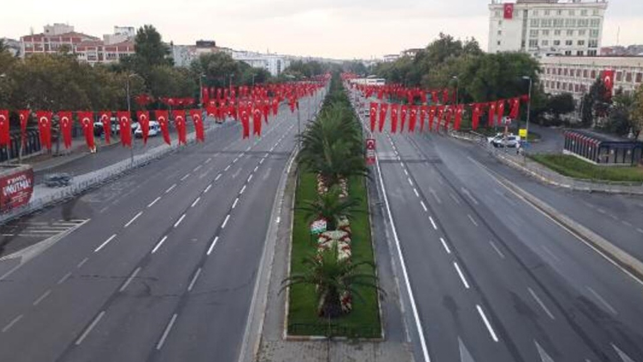 29 Ekim provaları nedeniyle bazı yollar trafiğe kapatıldı!