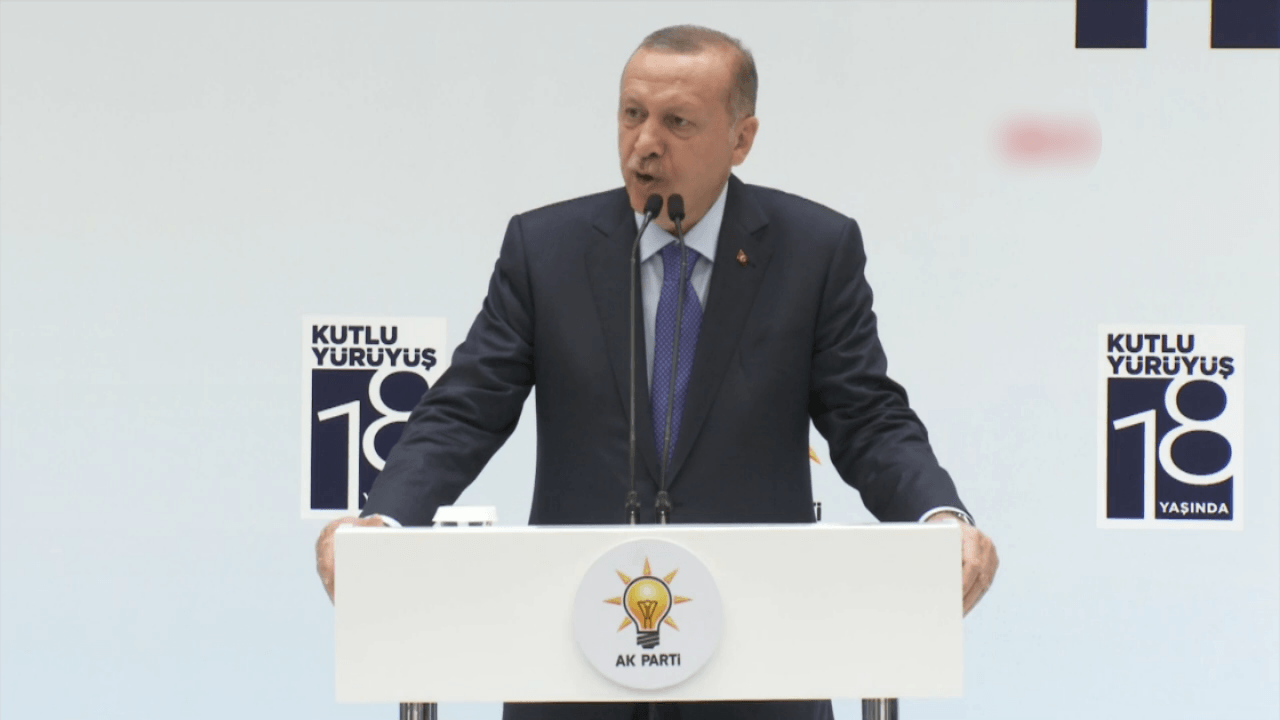 Erdoğan: "Milletimiz kafalarına vura vura gerçekleri gösterecek"