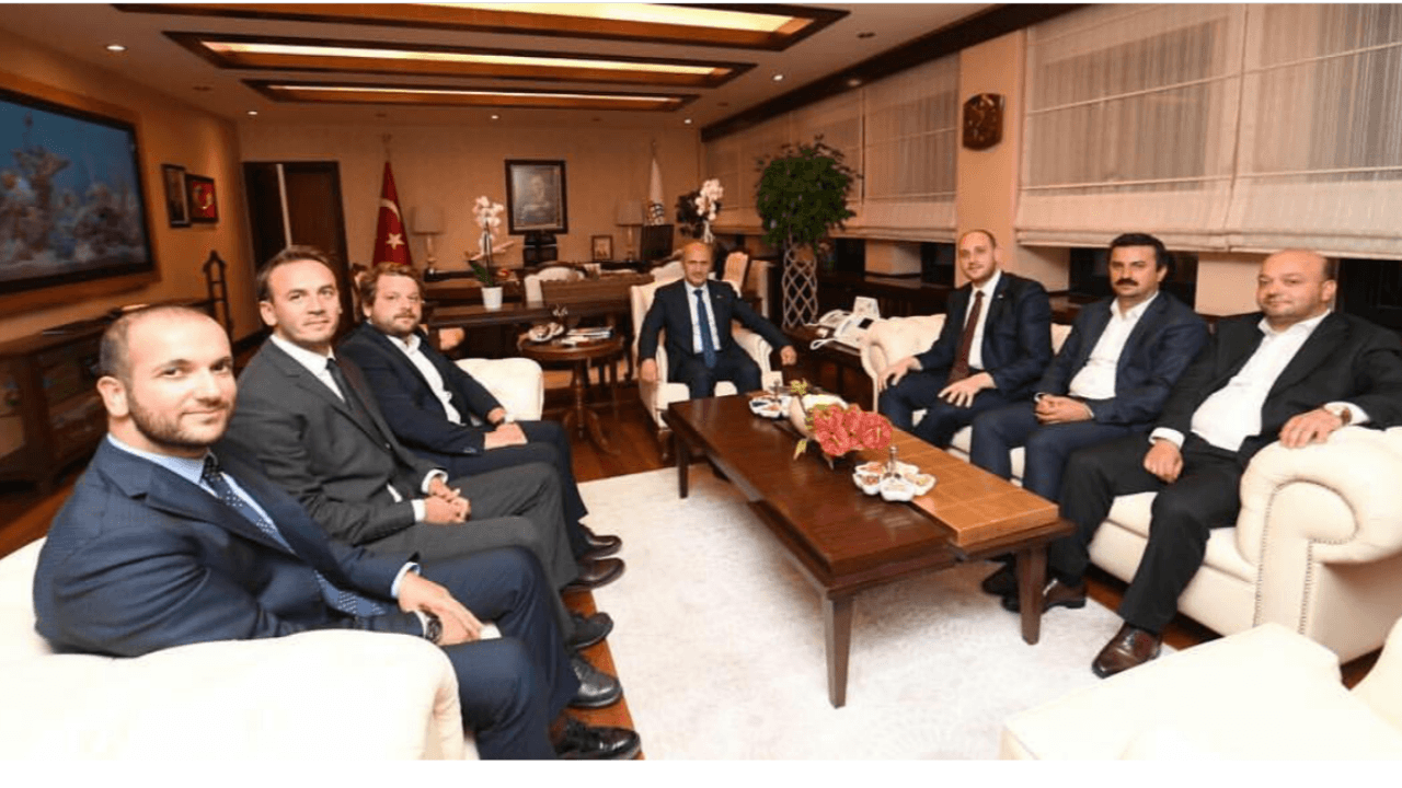 İmamoğlu'nun 'şaibe' dediği fotoğraf 1 yıllık çıktı!