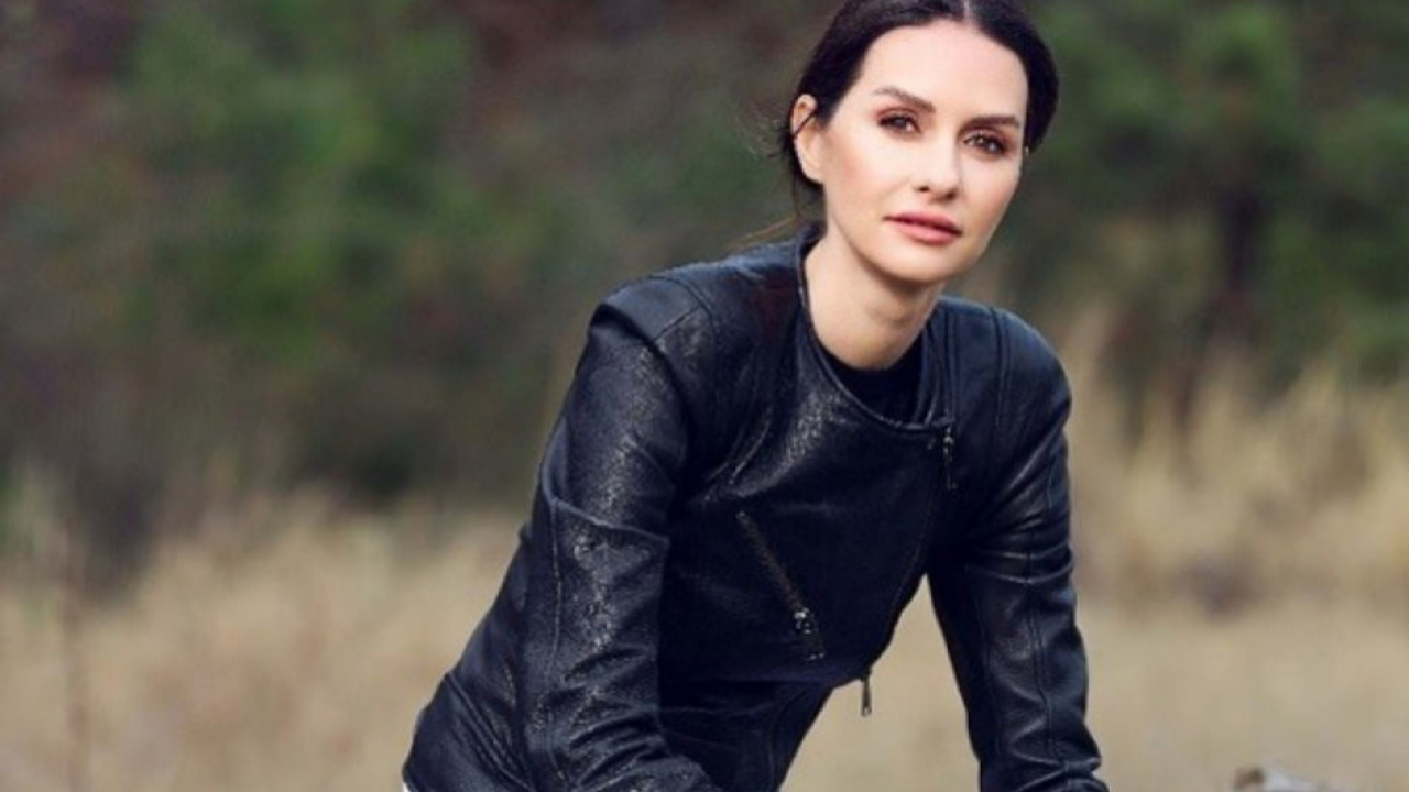 Yasemin Özilhan soyuldu!
