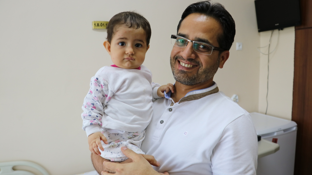 7 aylık bebeğin böbreğinden 40 taş çıkarıldı!