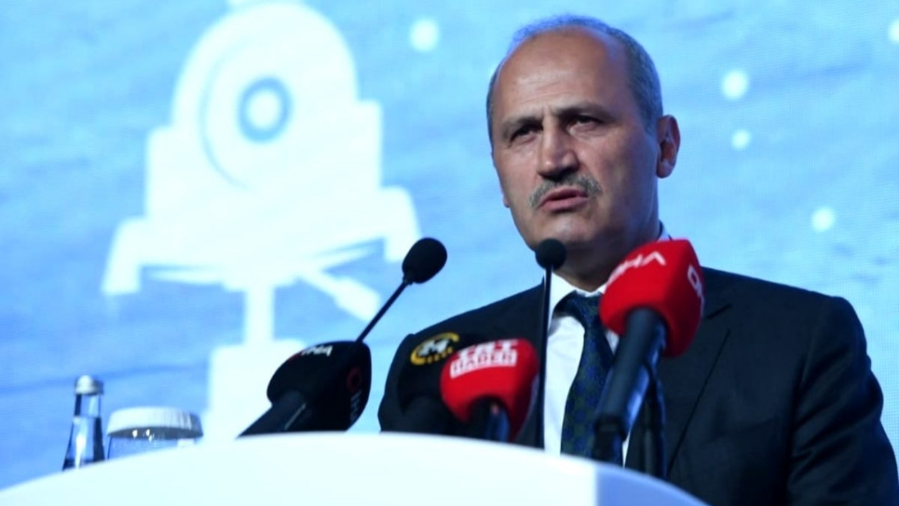 Bakan Turhan'dan İmamoğlu'na ihale yanıtı...