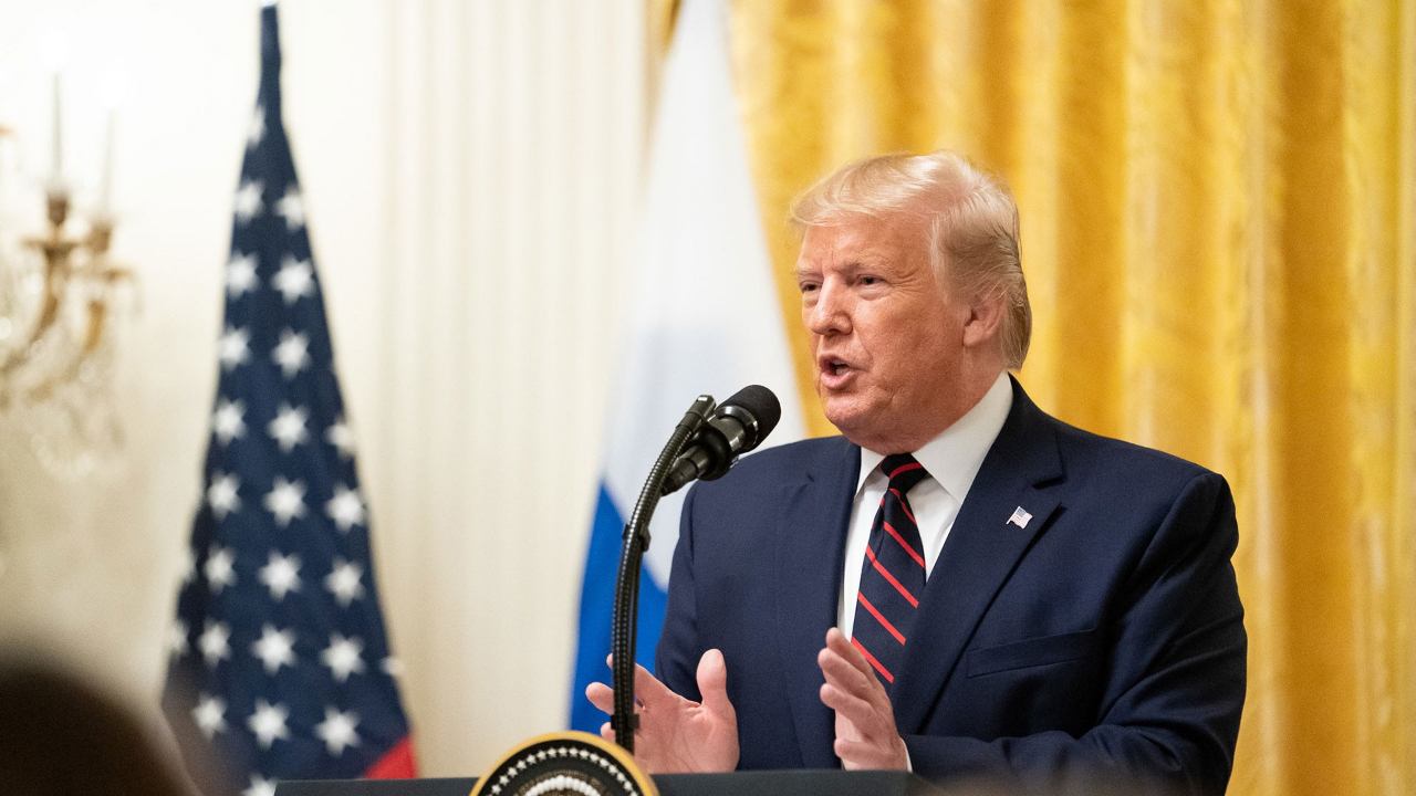 Trump Twitter'dan dünyaya ilan etti!