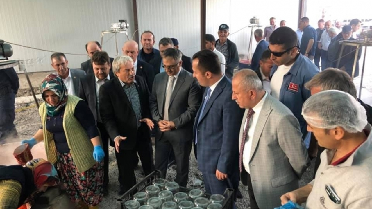 Bilecik'te Vali Bilal Şentürk hayvancılarla buluştu