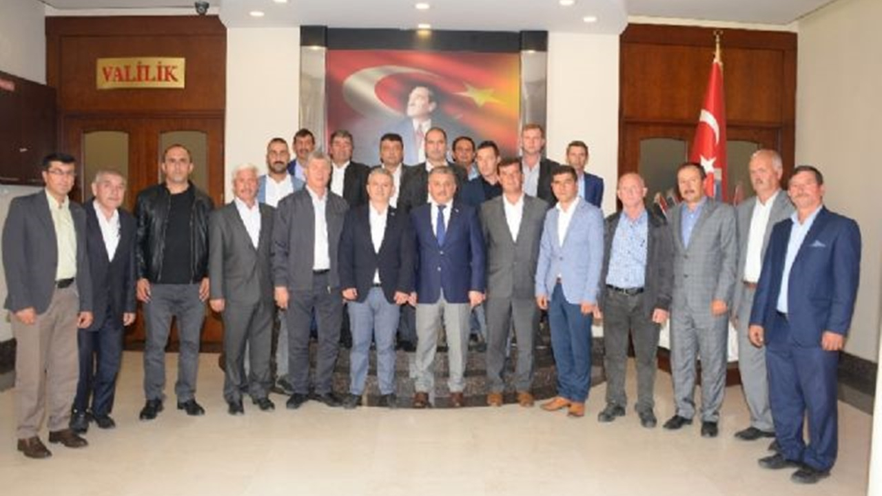 Balıkesir'de Vali Ersin Yazıcı, Bigadiç’li muhtarları ağırladı