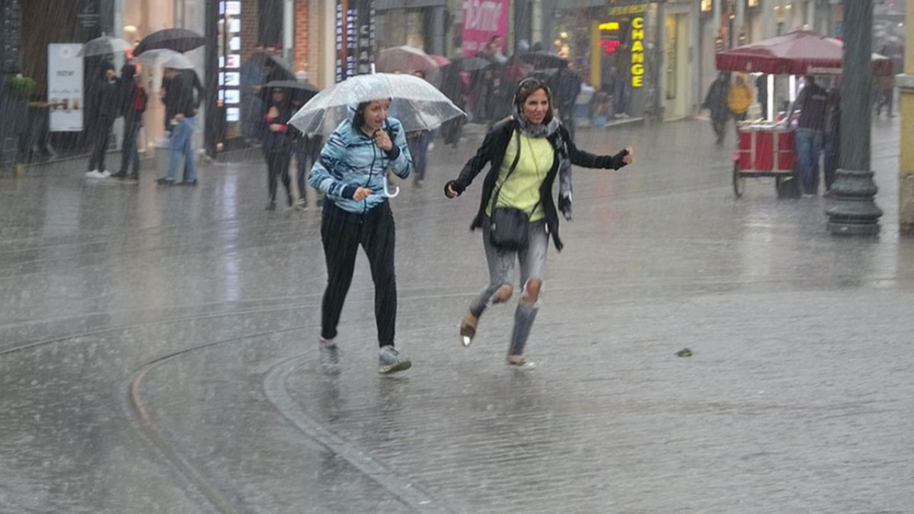 Meteoroloji'den İstanbullulara hafta sonu uyarısı!