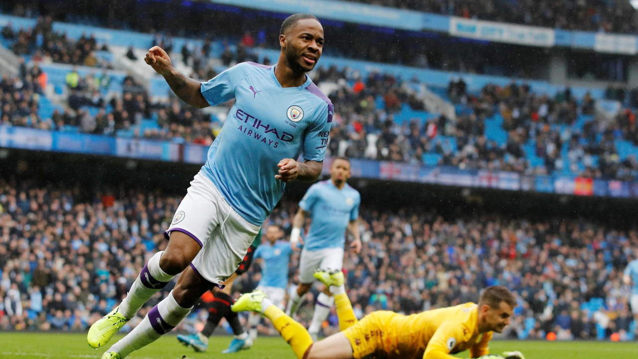 Manchester City, Aston Villa'yı 3 golle geçti!