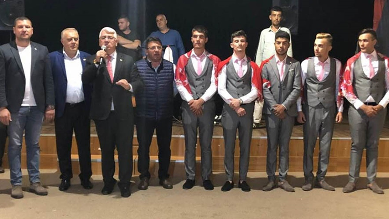 Tekirdağ'da Başkan Rasim Yüksel asker eğlencelerine katıldı