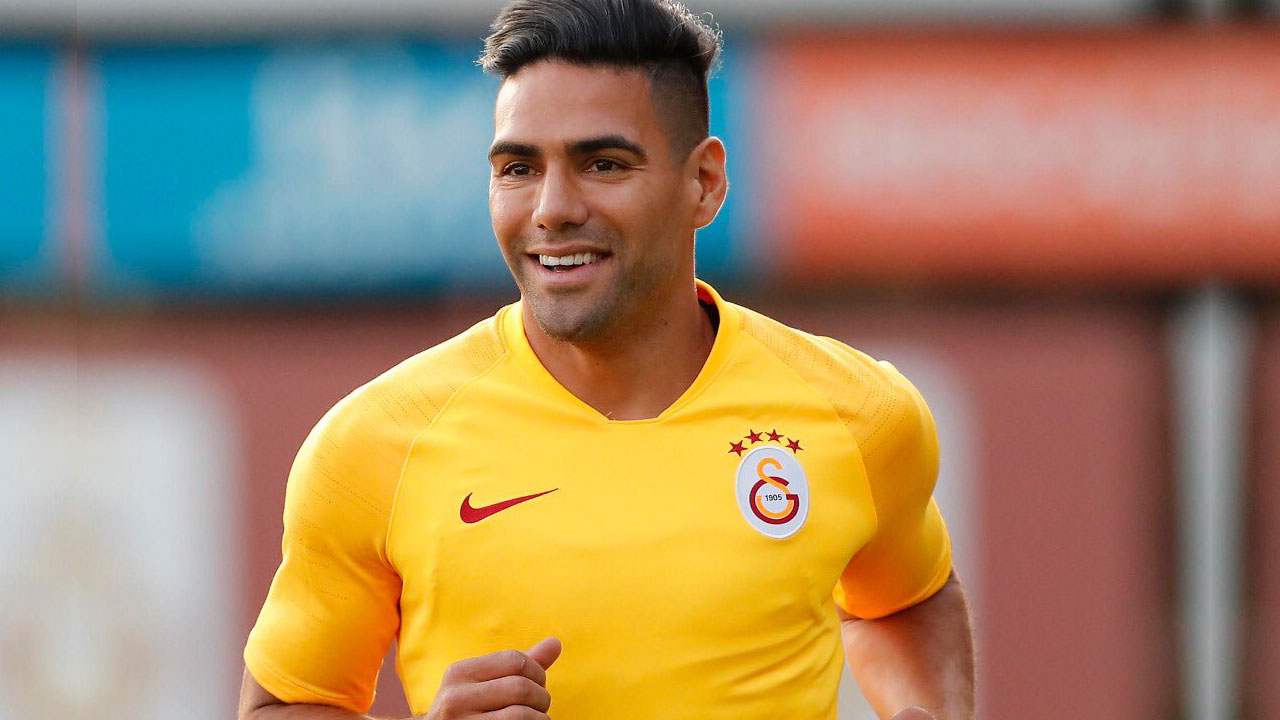 Büyük derbide Falcao gelişmesi!
