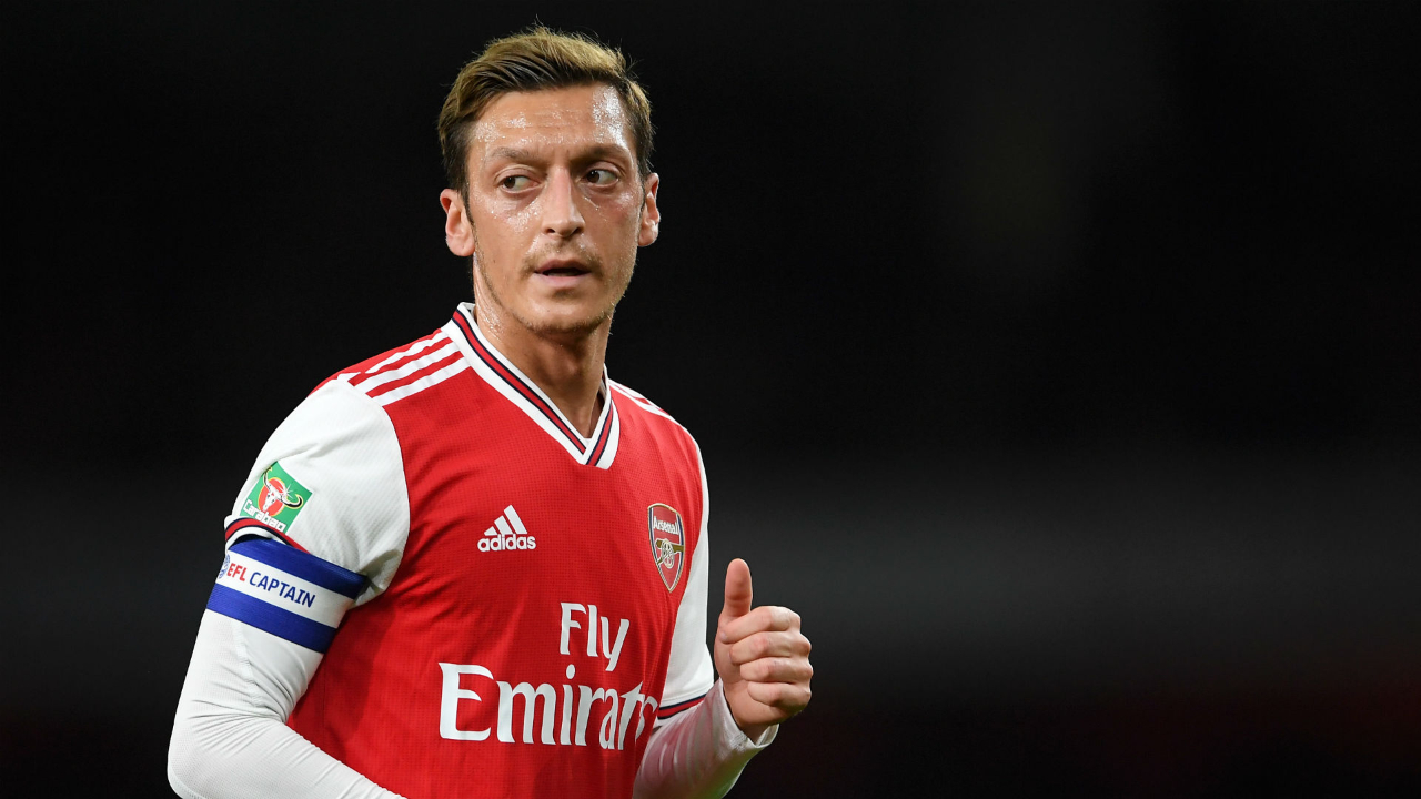 Eski yıldızdan sürpriz Mesut Özil açıklaması!