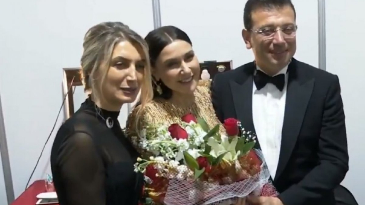 İmamoğlu sanatçıları kuliste ziyaret etti