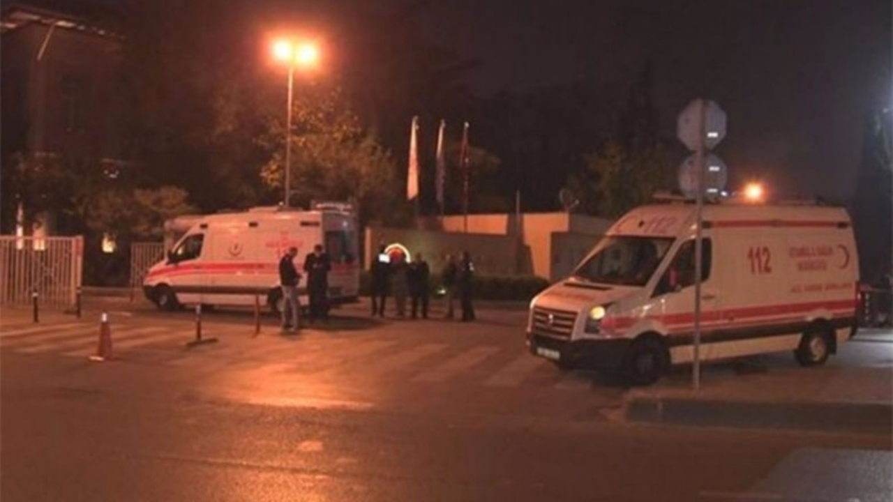 Tıp fakültesinin ambulansını çaldılar!