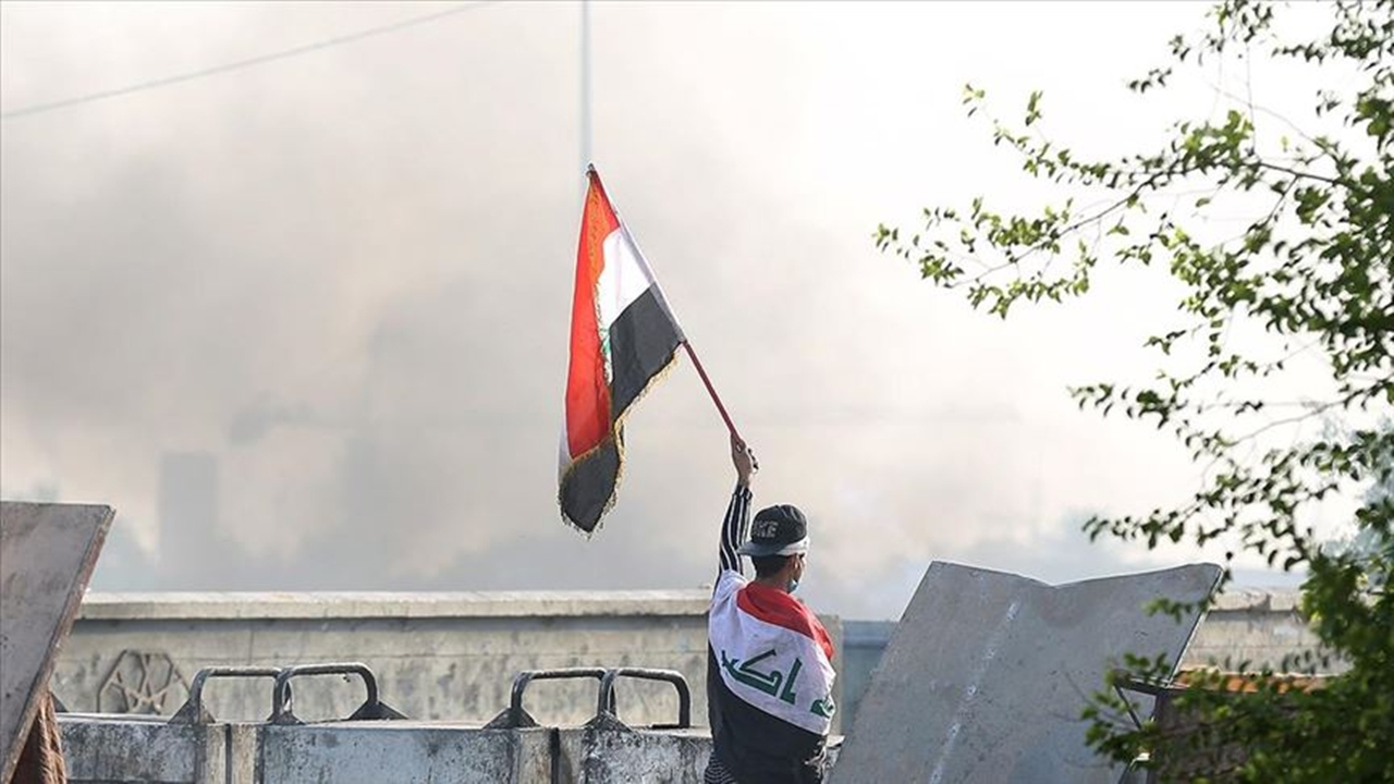 Irak'ta 4 milletvekili istifa etti...