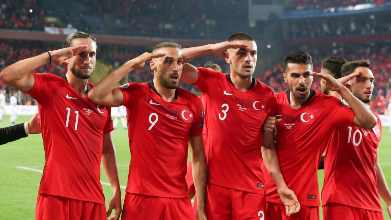 Millileri 'asker selamı cezası'ndan kurtaracak hamle!