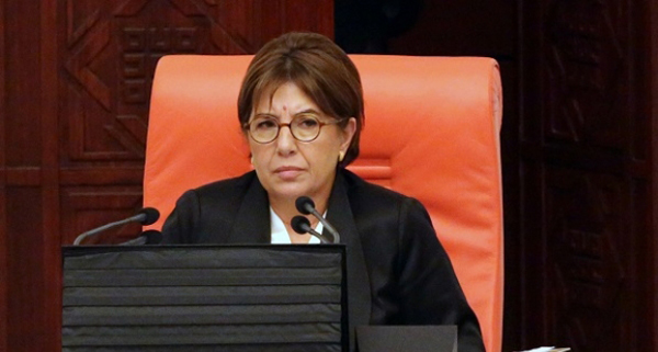 Almanya’ya ’Ayşenur Bahçekapılı’ misillemesi