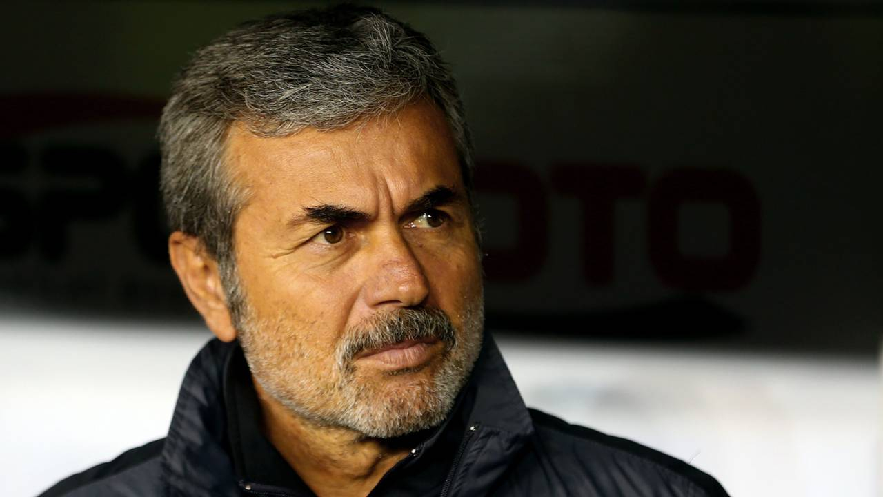 Konyaspor'dan Aykut Kocaman açıklaması!