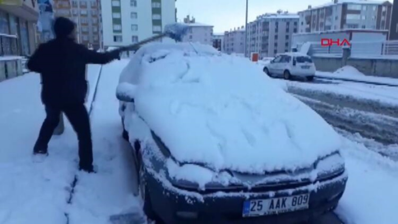 Erzurum'da kasım ayında kar sürprizi