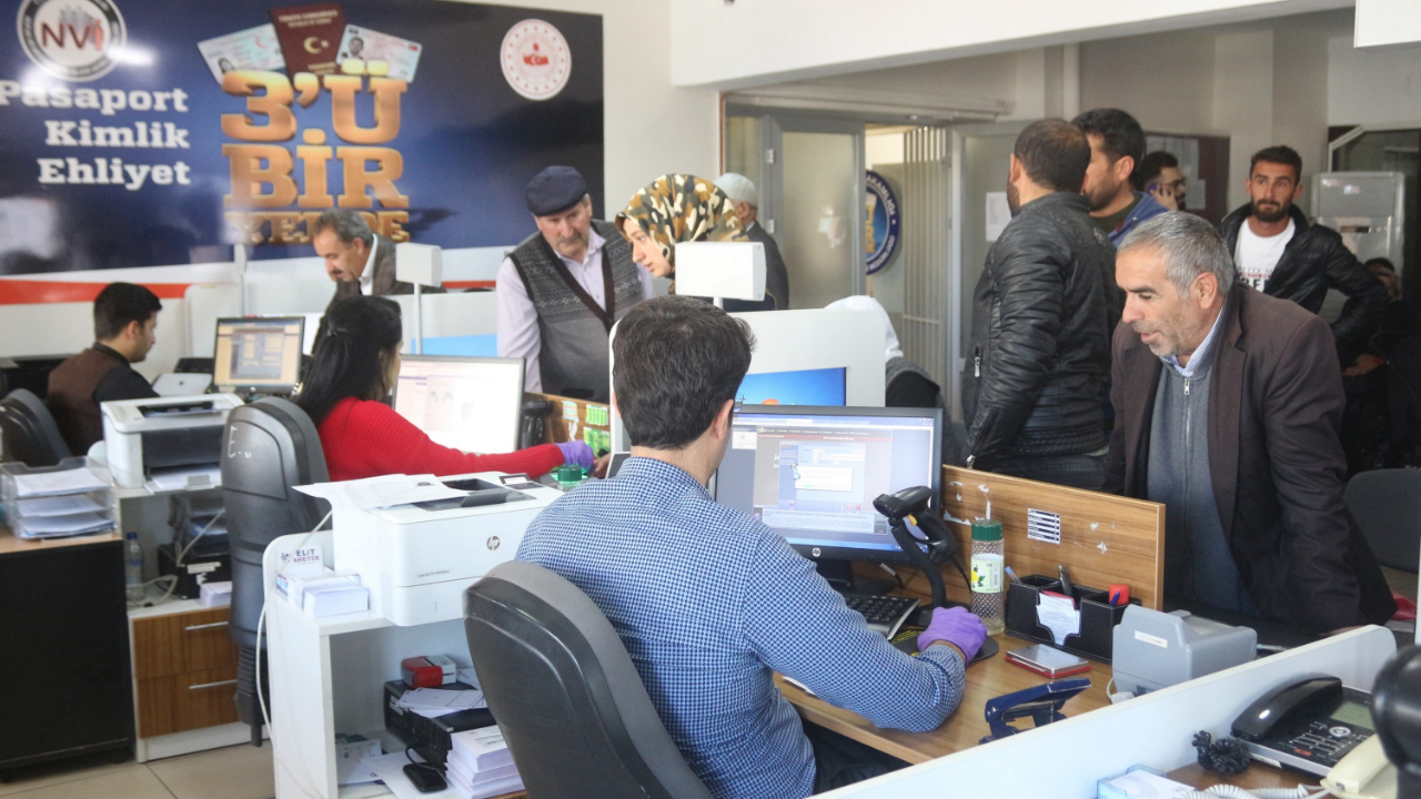 'Fetullah' isminden kurtulmak için sıraya girdiler!