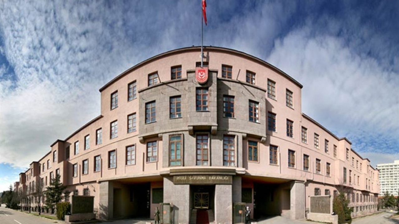 MSB'den ABD ve Fransa'ya sert mesajlar