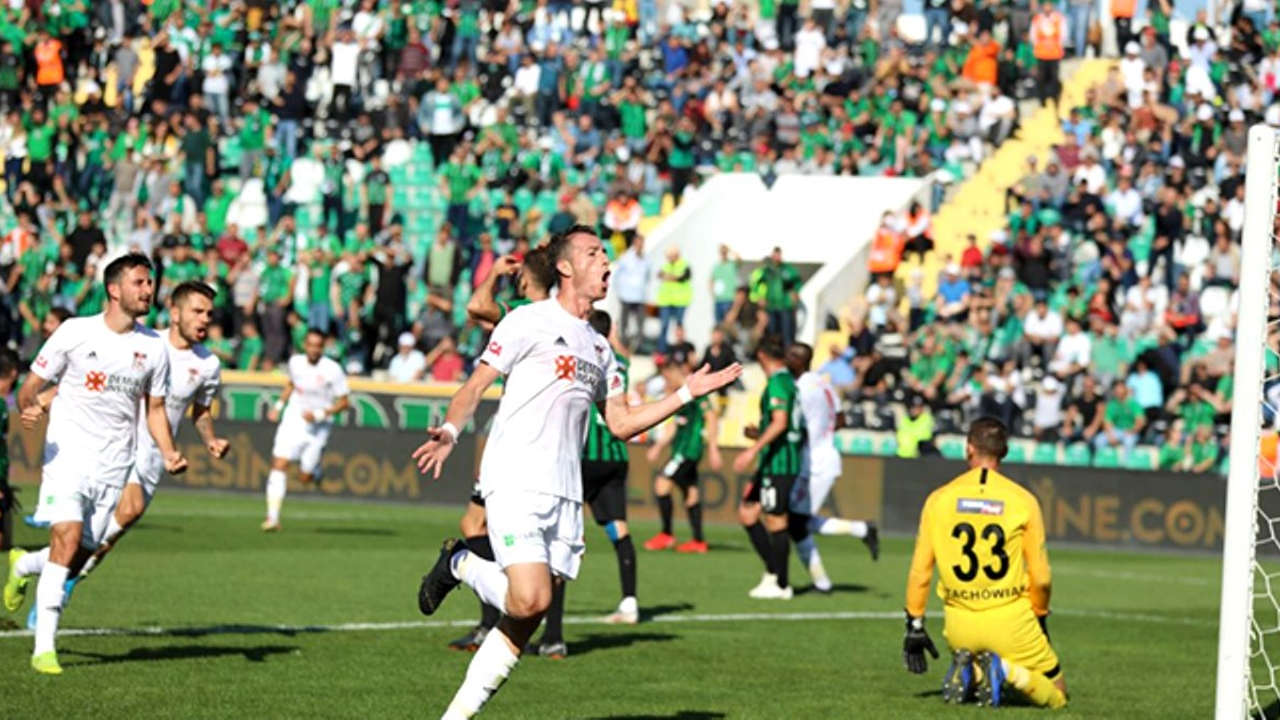 Sivasspor, Denizli'den 3 puanı kaptı!