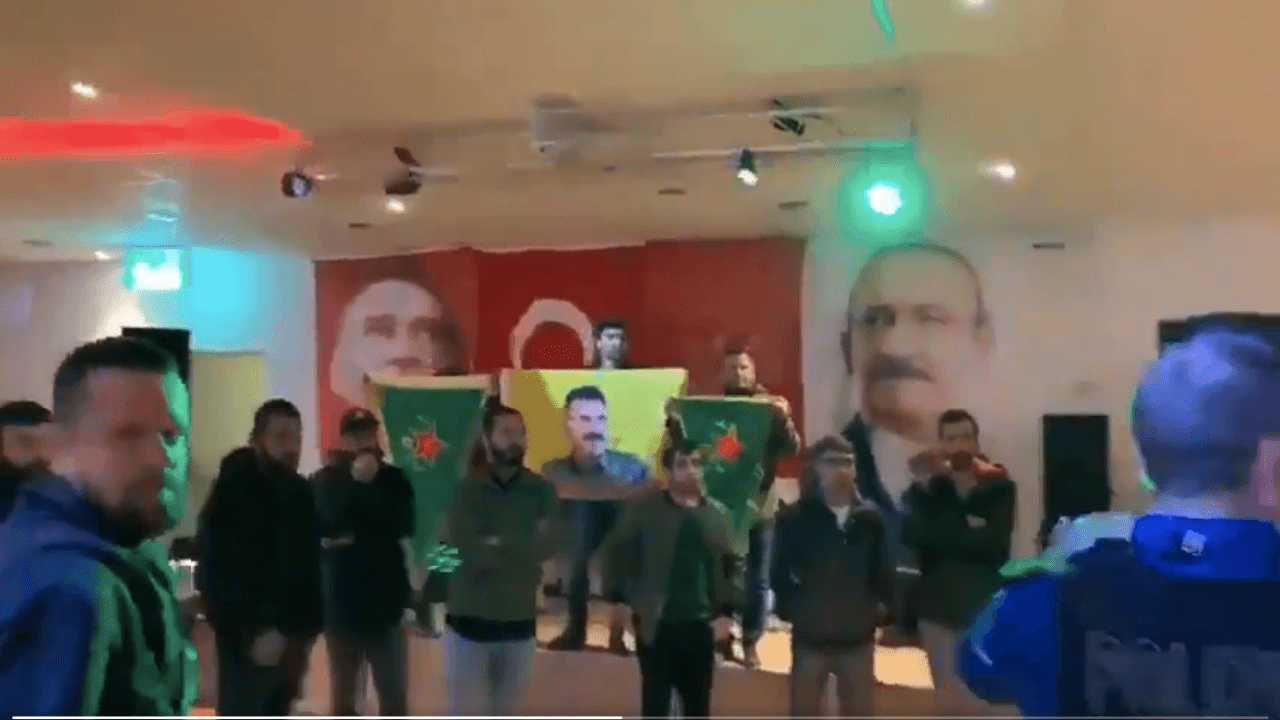 PKK yandaşları CHP'nin toplantısını bastı!