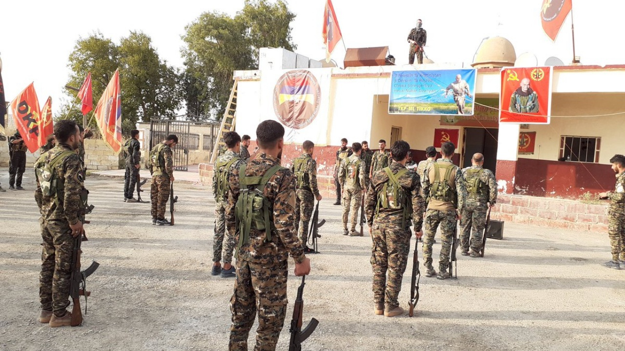 YPG Türkiye'ye karşı 'Hristiyan taburu' kurdu!