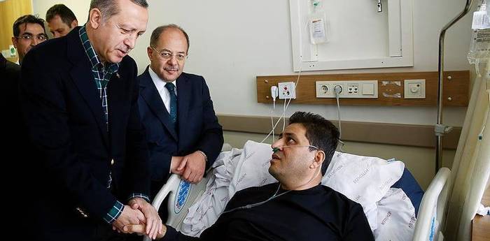 Cumhurbaşkanı Erdoğan yaralıları ziyaret etti