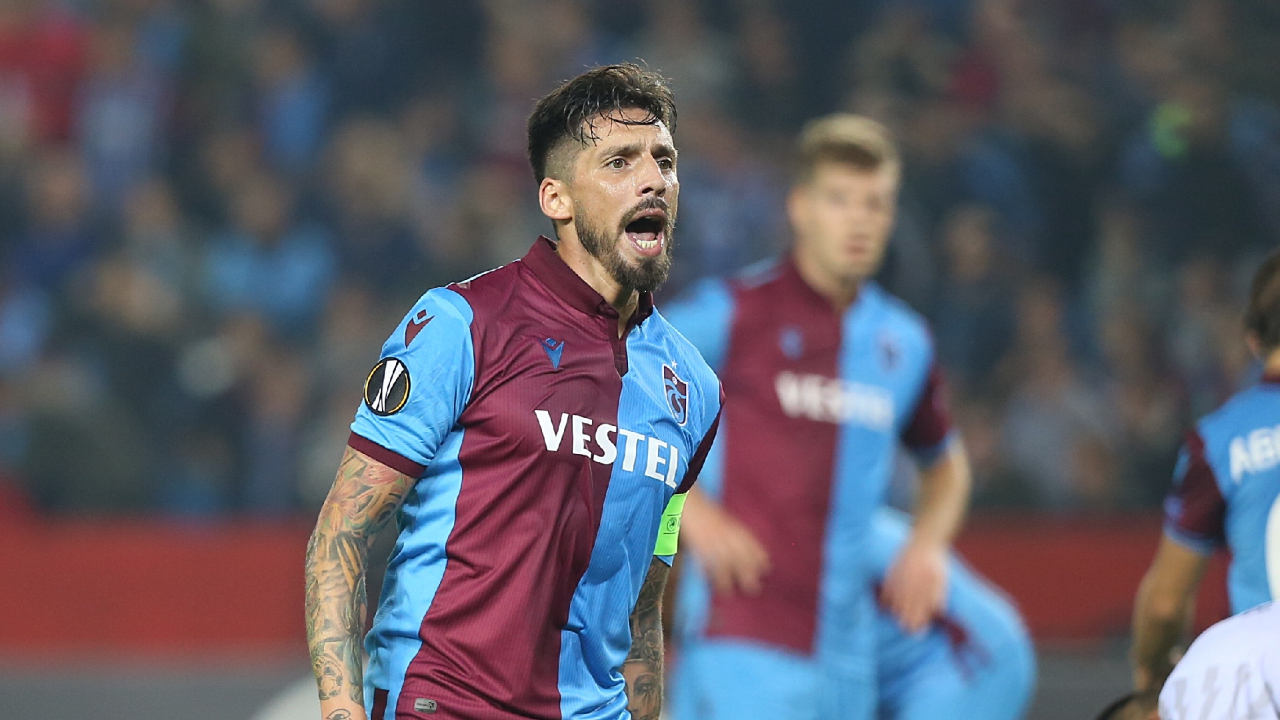 Trabzonspor, Jose Sosa'yla 2 yıl daha dedi!