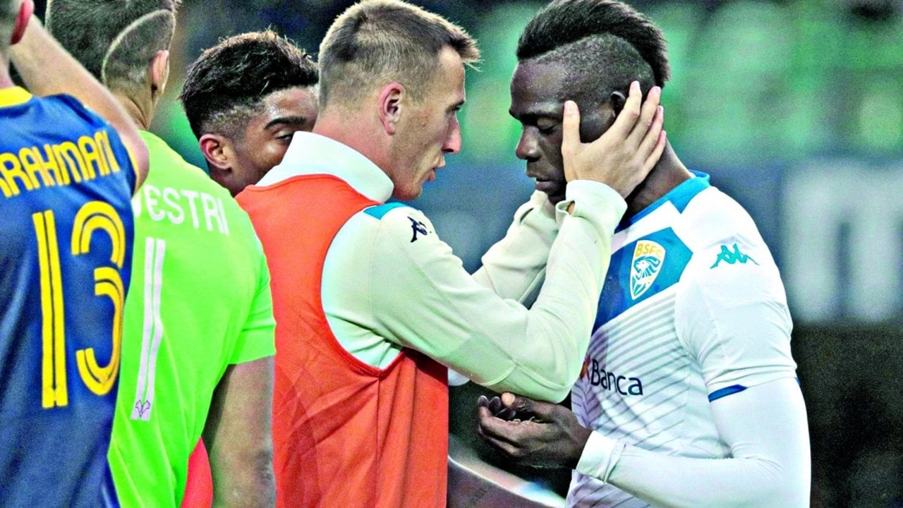 Roma'dan Balotelli'ye destek mesajı: "Irkçılık kabul edilemez!"