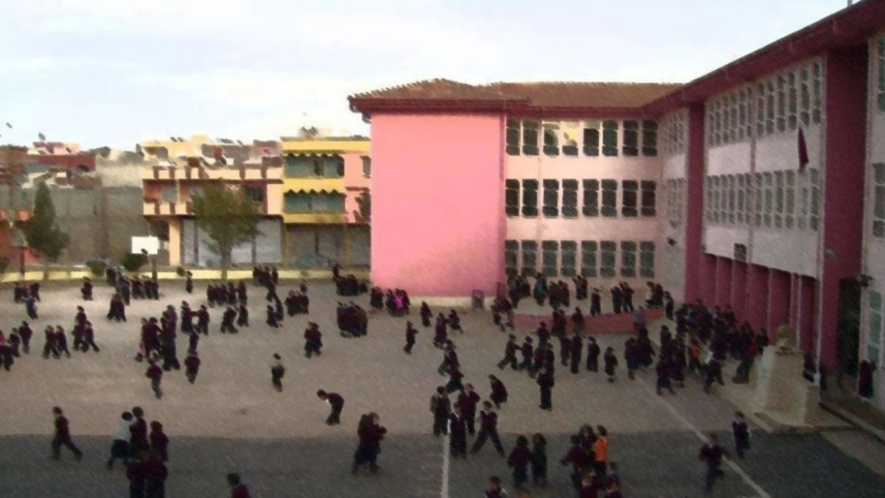 Okulda otizmli çocukları yuhaladılar iddiası!