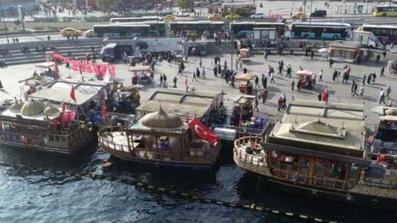 Eminönü'ndeki balıkçılar için yürütmeyi durdurma kararı kaldırıldı