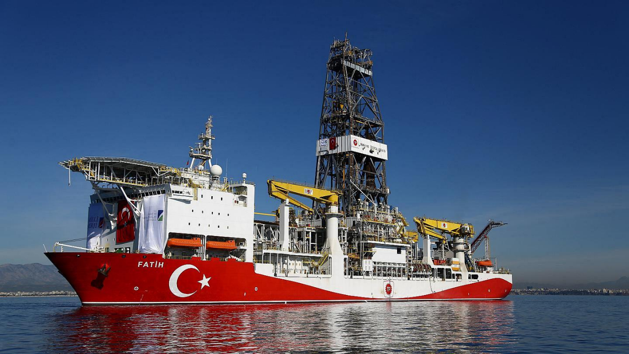 Türkiye geri adım atmadı Fransızlar pes etti!