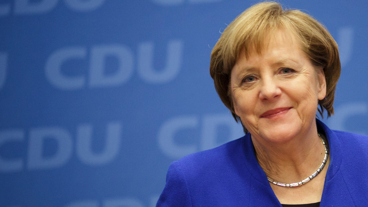 Erdoğan'ın sözleri Merkel'e geri adım attırdı!