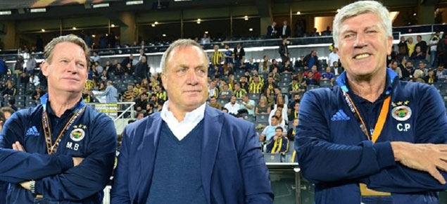 Advocaat'ın yardımcısı baklayı ağzından kaçırdı!