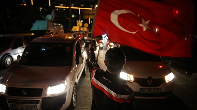 Türkiye teröre karşı tek yürek!