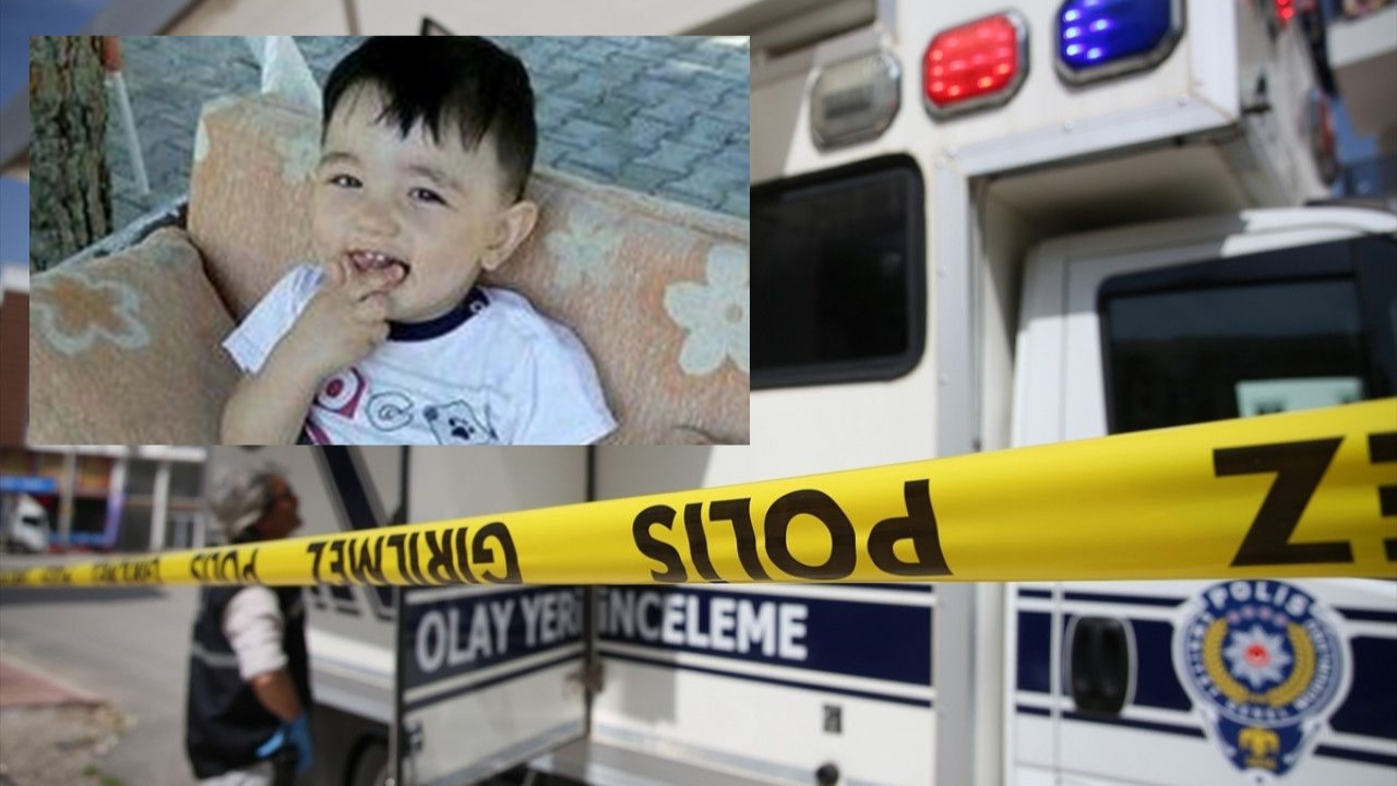 Babasının kullandığı traktörün altında kaldı!