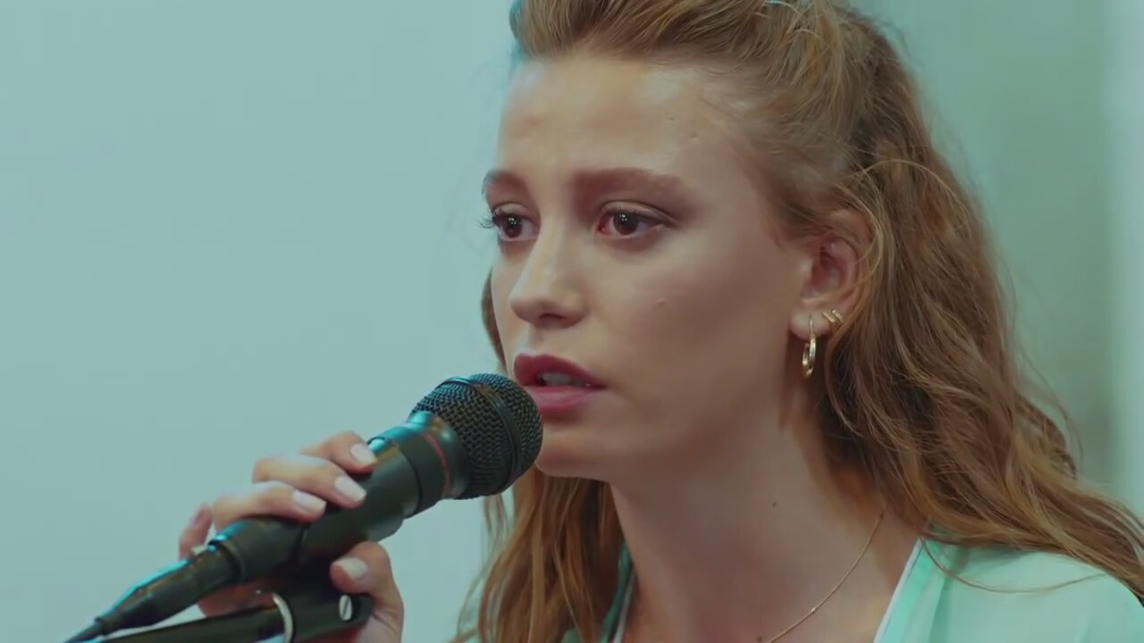 Seranay Sarıkaya'yı ağlatan olay